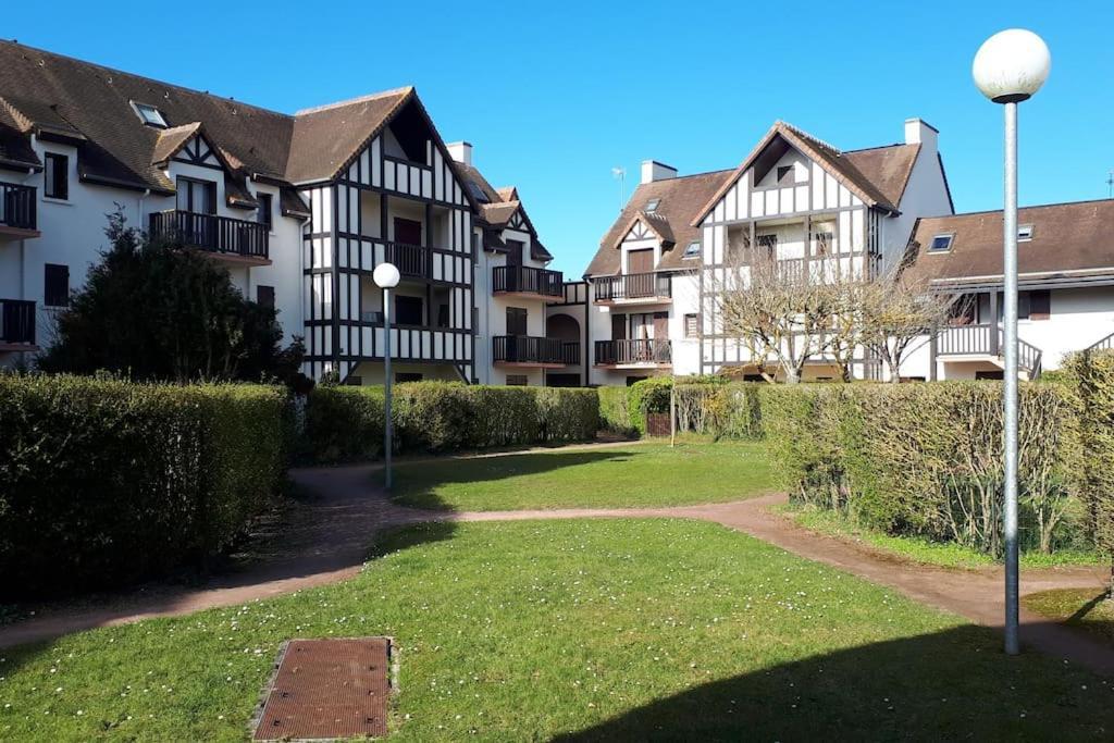 Cabourg - Home-varaville Avec Jardin Apartment